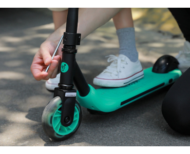 Как да активираме детска тротинетка Segway Ninebot eKickScooter ZING A6?