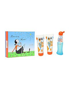 Moschino I love love Дамски комплект EDT тоалетна вода 50ml + лосион за тяло 100 ml + Душ гел 100ml