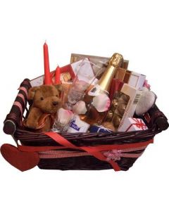 "Любовен намек" кошница с подаръци