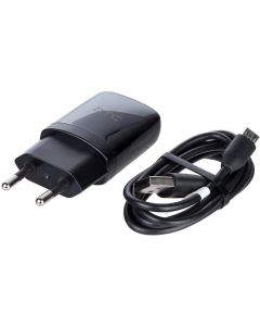 HTC TC P900 USB Charger - захранване за ел. мрежа и microUSB кабел за HTC мобилни телефони (bulk)