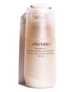 Shiseido Benefiance Wrinkle Smoothing Day Emulsion SPF20 защитна емулсия против стареене на кожата на лицето SPF 20 75 ml