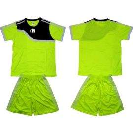 Детски екип за футбол/ волейбол/ хандбал фланелка с шорти - неоново зелен 400148