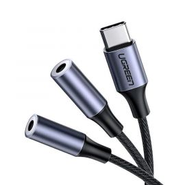 Ugreen Headphones And Microphone Audio Cable USB-C to 2x 3.5mm - аудио кабел за свъзване на слушалки и микрофон към мобилни устройства с USB-C (30 см) (черен)