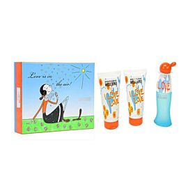 Moschino I love love Дамски комплект EDT тоалетна вода 50ml + лосион за тяло 100 ml + Душ гел 100ml